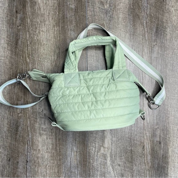 Sondra Roberts Squared Nylon Puffer Bag Mint Green Crossbody Bag - Picture 2 of 10
